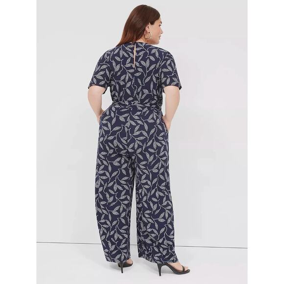 NWT Lane Bryant Perfect Kimono Sleeve V-Neck Jersey Jumpsuit Size 14/16 Leaves - Picture 2 of 16
